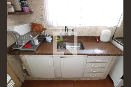 Casa à venda com 84m², 3 quartos e 2 vagasCozinha