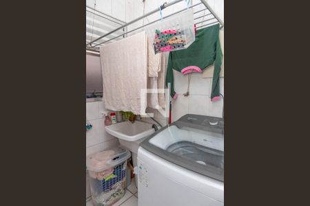 Apartamento à venda com 65m², 2 quartos e 1 vaga Apartamento à venda com 65m², 2 quartos e 1 vagaÁrea de serviço