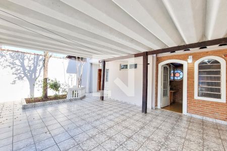 Casa para alugar com 155m², 3 quartos e 2 vagas Casa para alugar com 155m², 3 quartos e 2 vagasGaragem