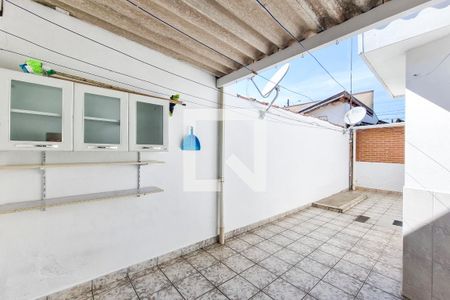 Casa para alugar com 155m², 3 quartos e 2 vagas Casa para alugar com 155m², 3 quartos e 2 vagasQuintal