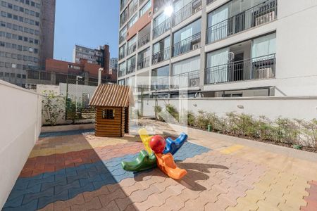 Apartamento para alugar com 24m², 1 quarto e sem vaga Apartamento para alugar com 24m², 1 quarto e sem vagaÁrea comum - Playground