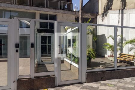 Apartamento para alugar com 44m², 1 quarto e sem vaga Apartamento para alugar com 44m², 1 quarto e sem vagaFachada