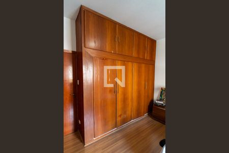 Apartamento à venda com 152m², 3 quartos e sem vagaQuarto 1 - Armários