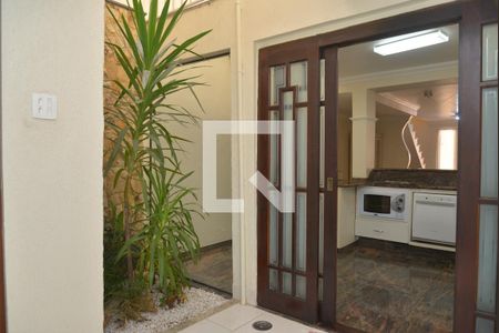 Casa para alugar com 145m², 2 quartos e sem vagaÁrea externa 