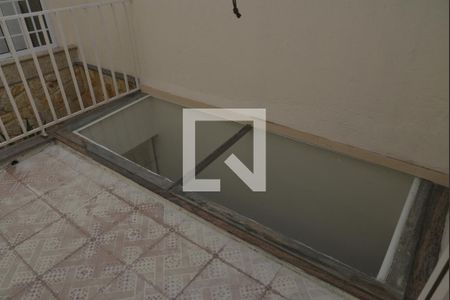 Casa para alugar com 145m², 2 quartos e sem vagaÁrea de serviço 