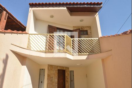 Casa para alugar com 145m², 2 quartos e sem vagaFachada