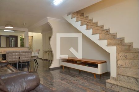 Sala de casa para alugar com 2 quartos, 145m² em Vila Camilópolis, Santo André