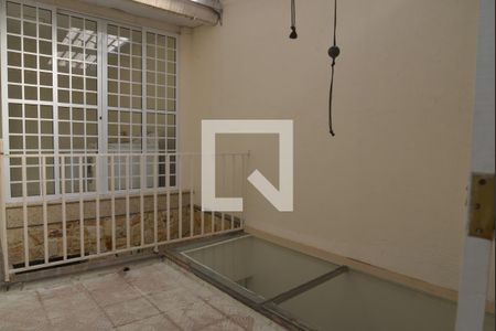 Casa para alugar com 145m², 2 quartos e sem vagaÁrea de serviço 
