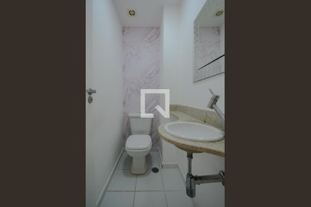 Apartamento para alugar com 107m², 3 quartos e 2 vagas Apartamento para alugar com 107m², 3 quartos e 2 vagasLavabo