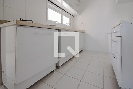Apartamento para alugar com 107m², 3 quartos e 2 vagas Apartamento para alugar com 107m², 3 quartos e 2 vagasCozinha