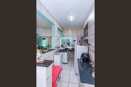 Casa à venda com 230m², 4 quartos e 2 vagasCozinha - edícula