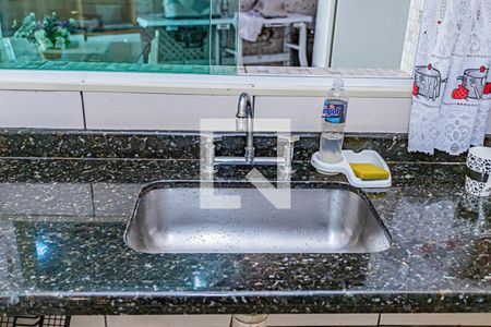 Casa à venda com 230m², 4 quartos e 2 vagasCozinha - edícula