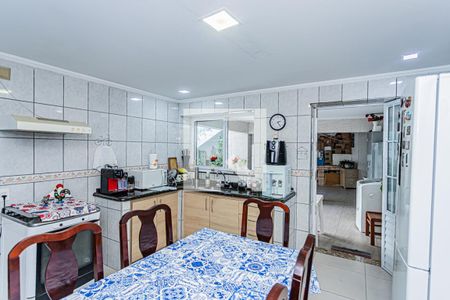 Casa à venda com 230m², 4 quartos e 2 vagasCozinha