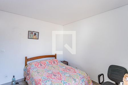 Casa à venda com 230m², 4 quartos e 2 vagasQuarto