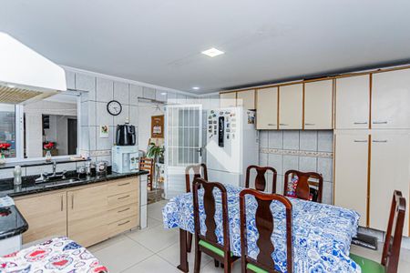 Casa à venda com 230m², 4 quartos e 2 vagasCozinha