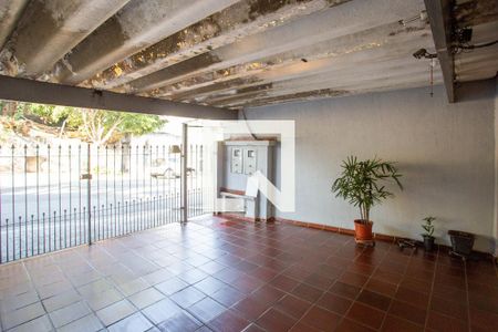 Casa para alugar com 250m², 4 quartos e 2 vagas