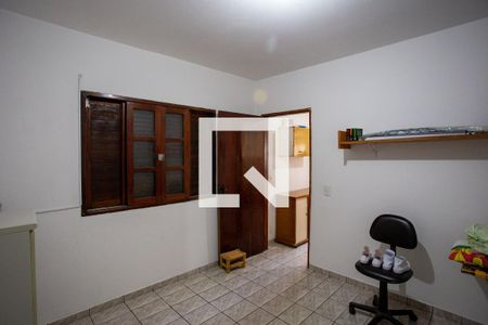 Casa para alugar com 250m², 4 quartos e 2 vagas