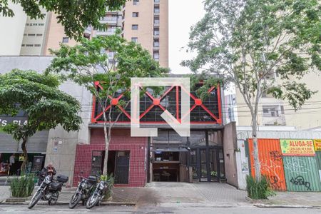 Apartamento para alugar com 68m², 1 quarto e 1 vagaFachada