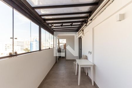 Apartamento para alugar com 68m², 1 quarto e 1 vagaVaranda