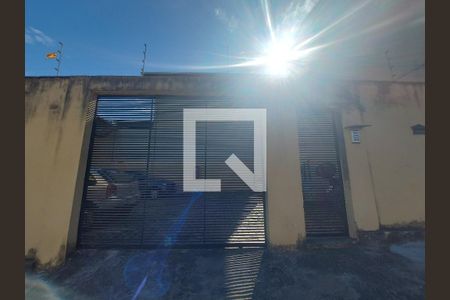 Casa de condomínio à venda com 67m², 2 quartos e 1 vagaFachada