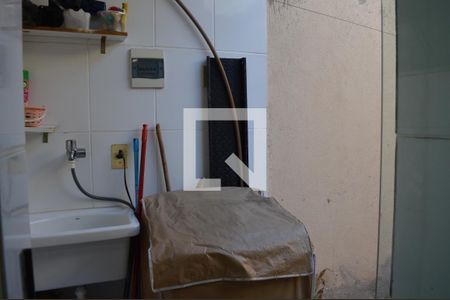 Casa de condomínio à venda com 67m², 2 quartos e 1 vagaQuintal | Área de serviço