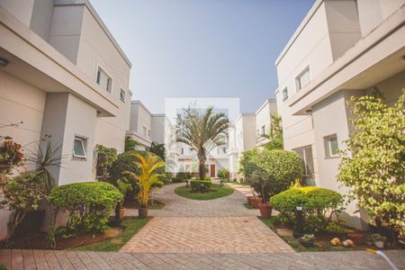 Casa de condomínio para alugar com 130m², 3 quartos e 2 vagasHall de Entrada