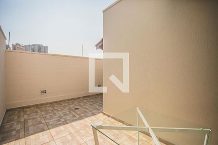 Casa de condomínio para alugar com 130m², 3 quartos e 2 vagasQuintal