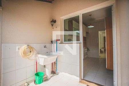 Casa de condomínio para alugar com 130m², 3 quartos e 2 vagasÁrea de Serviço