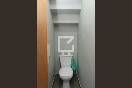 Casa para alugar com 250m², 3 quartos e 2 vagasBanheiro