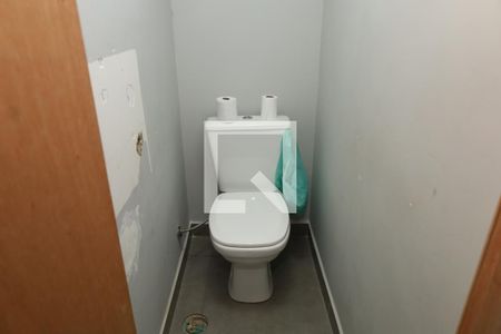 Casa para alugar com 250m², 3 quartos e 2 vagasBanheiro