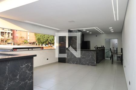 Casa para alugar com 250m², 3 quartos e 2 vagasÁrea externa 