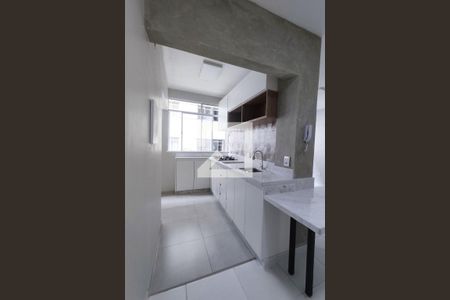 Cozinha de apartamento para alugar com 1 quarto, 54m² em Centro, Curitiba