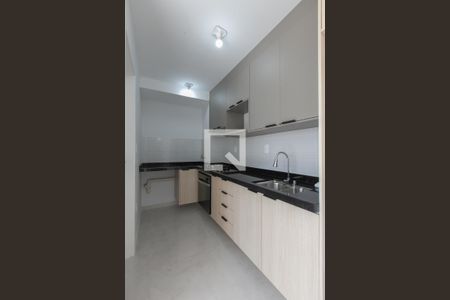 Apartamento para alugar com 38m², 2 quartos e 1 vaga Apartamento para alugar com 38m², 2 quartos e 1 vagaCozinha e Área de Serviço