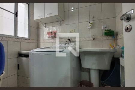 Apartamento à venda com 90m², 3 quartos e 2 vagas Apartamento à venda com 90m², 3 quartos e 2 vagasLavanderia