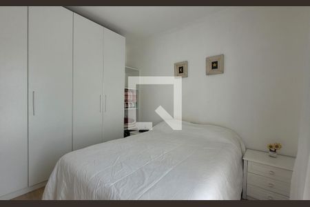 Apartamento à venda com 90m², 3 quartos e 2 vagas Apartamento à venda com 90m², 3 quartos e 2 vagasSuíte