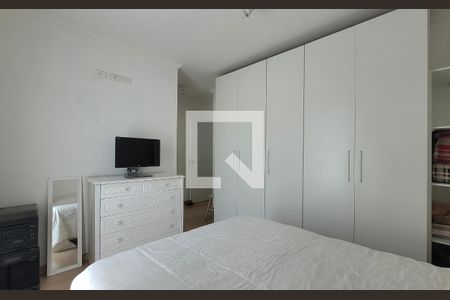 Apartamento à venda com 90m², 3 quartos e 2 vagas Apartamento à venda com 90m², 3 quartos e 2 vagasSuíte
