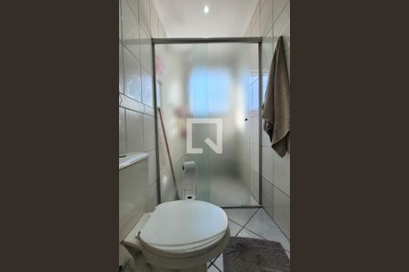 Apartamento à venda com 90m², 3 quartos e 2 vagas Apartamento à venda com 90m², 3 quartos e 2 vagasBanheiro da suíte