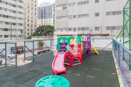Apartamento à venda com 160m², 3 quartos e 2 vagasÁrea comum - Playground