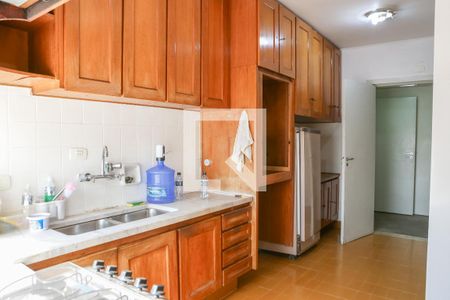 Apartamento à venda com 160m², 3 quartos e 2 vagasCozinha