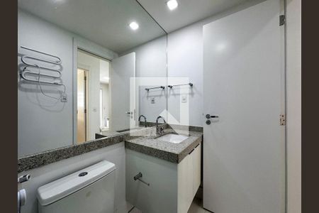 Apartamento para alugar com 69m², 2 quartos e 1 vagaBanheiro Social