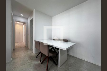 Apartamento para alugar com 69m², 2 quartos e 1 vagaSala