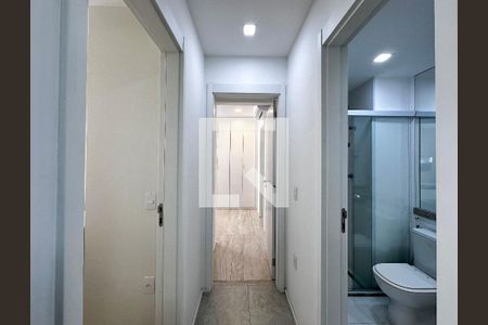 Apartamento para alugar com 69m², 2 quartos e 1 vagaCorredor Quartos