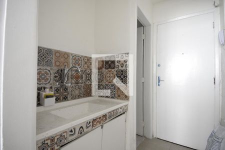 Cozinha de apartamento para alugar com 1 quarto, 25m² em Liberdade, São Paulo