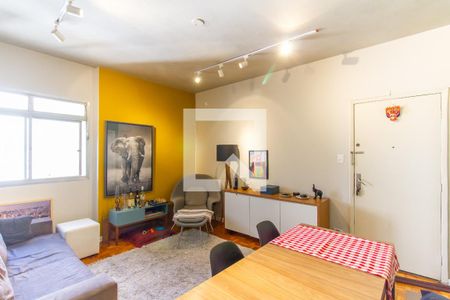 Apartamento à venda com 76m², 2 quartos e 1 vagaSala