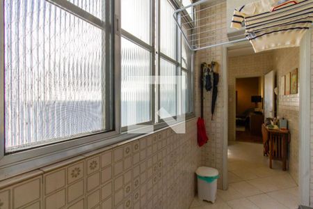 Apartamento à venda com 76m², 2 quartos e 1 vagaÁrea de Serviço