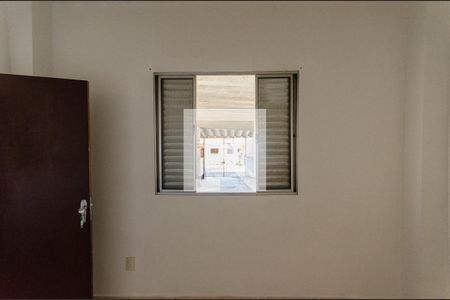 Casa à venda com 170m², 3 quartos e 4 vagasQuarto 2