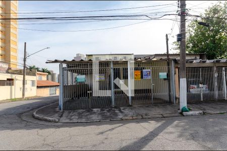 Casa à venda com 170m², 3 quartos e 4 vagasFachada