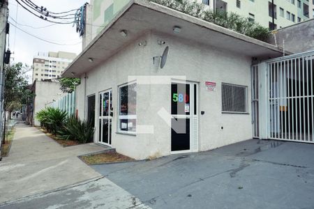 Apartamento para alugar com 38m², 2 quartos e sem vaga Apartamento para alugar com 38m², 2 quartos e sem vagaFachada