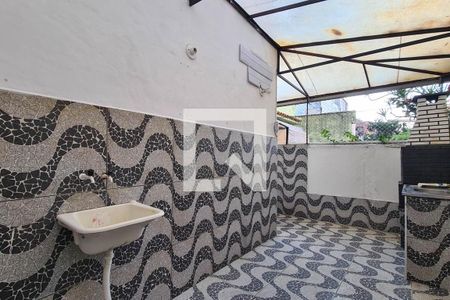 Apartamento para alugar com 80m², 2 quartos e sem vaga Apartamento para alugar com 80m², 2 quartos e sem vagaÁrea de Serviço