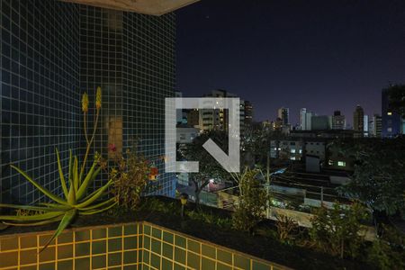 Varanda de apartamento à venda com 3 quartos, 100m² em Serra, Belo Horizonte